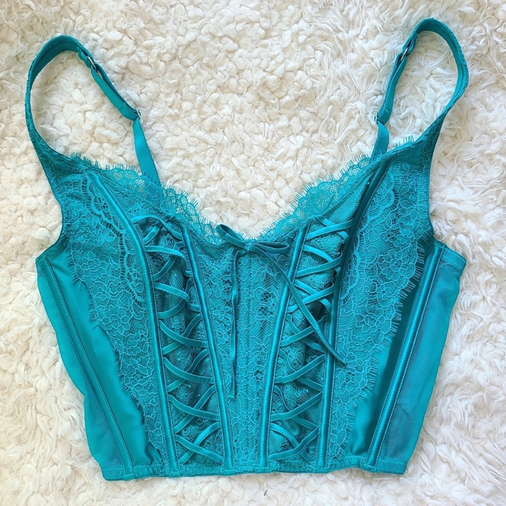 🆕️ victoria's secret • aqua corset top